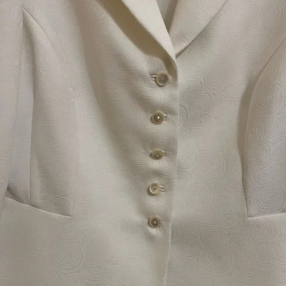 John Meyer Of Norwich Elegant White Self Patterned Blazer Jacket - Picture 6 of 8